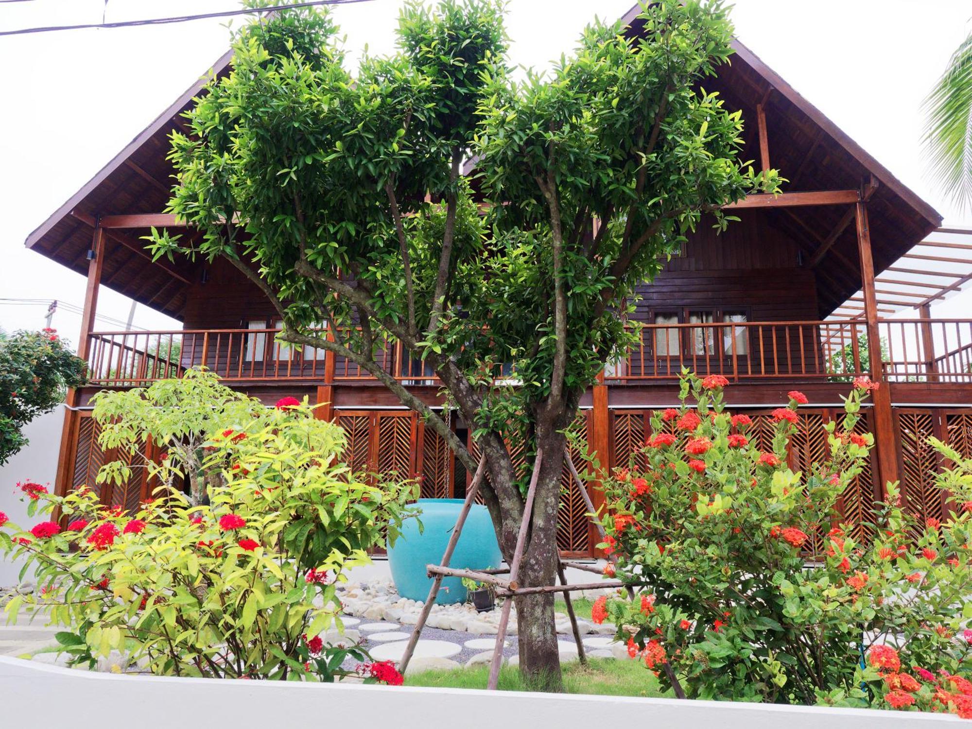 Leeloo Paradise Khanom Exterior foto